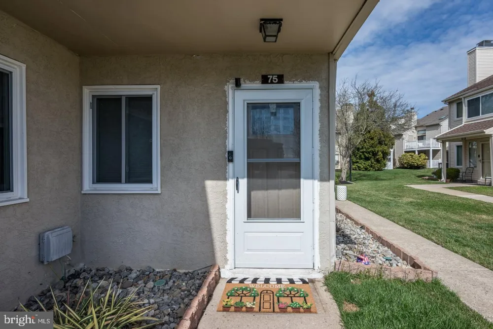 75 SANDRA ROAD Voorhees, NJ 08043