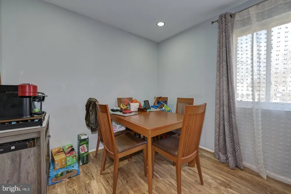 75 SANDRA ROAD Voorhees, NJ 08043