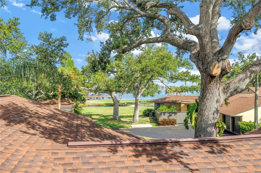 13300 INDIAN ROCKS ROAD #103 Largo, FL 33774