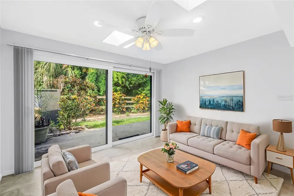 13300 INDIAN ROCKS ROAD #103 Largo, FL 33774