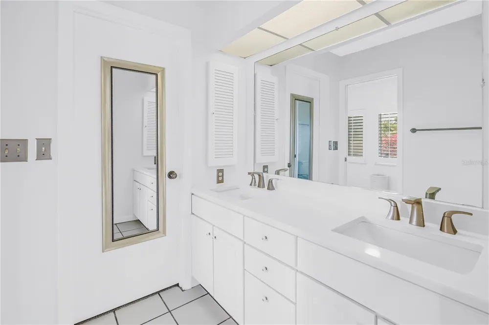 13300 INDIAN ROCKS ROAD #103 Largo, FL 33774