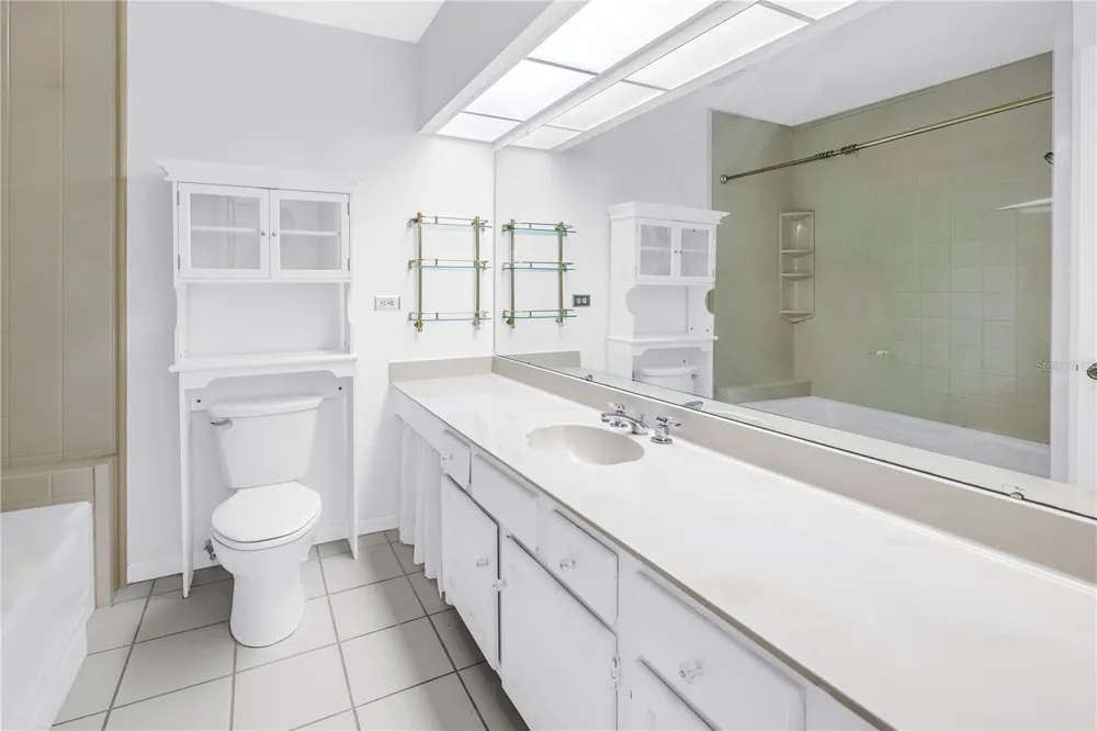 13300 INDIAN ROCKS ROAD #103 Largo, FL 33774