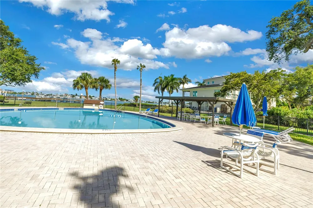 13300 INDIAN ROCKS ROAD #103 Largo, FL 33774