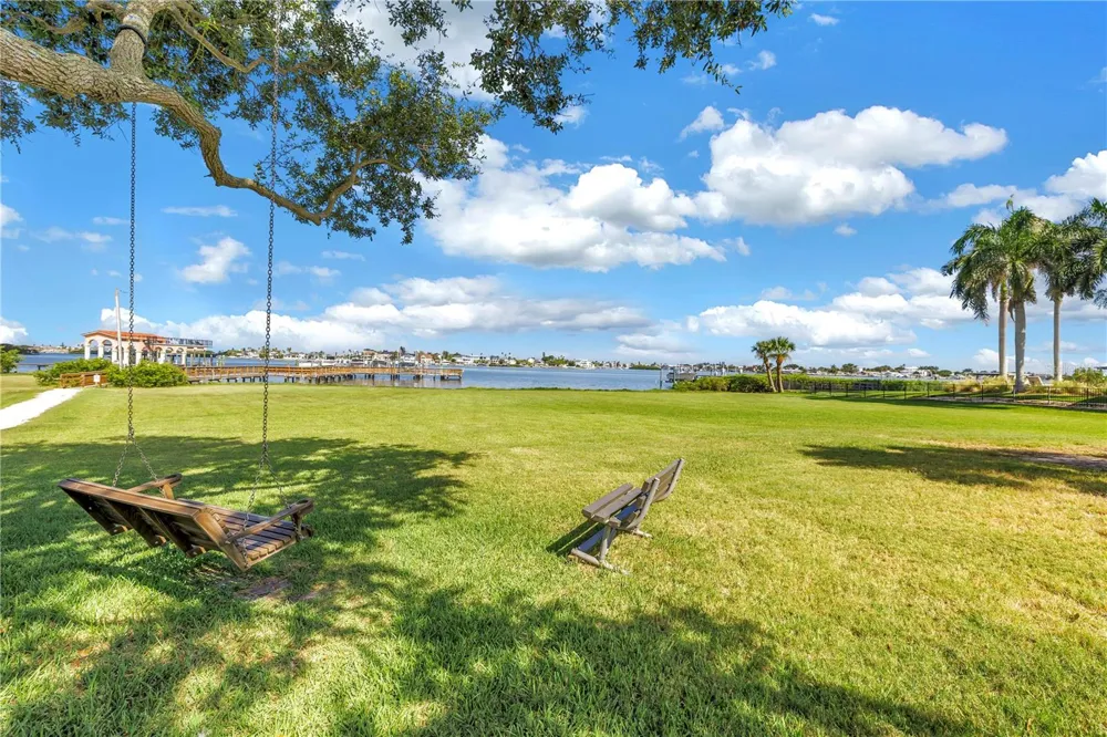 13300 INDIAN ROCKS ROAD #103 Largo, FL 33774