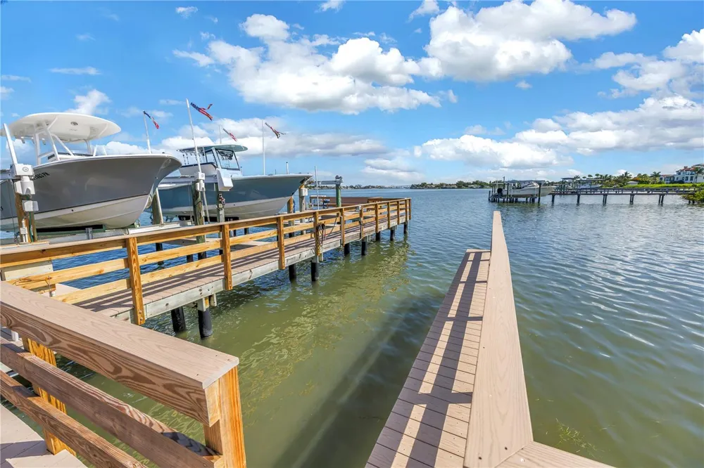 13300 INDIAN ROCKS ROAD #103 Largo, FL 33774