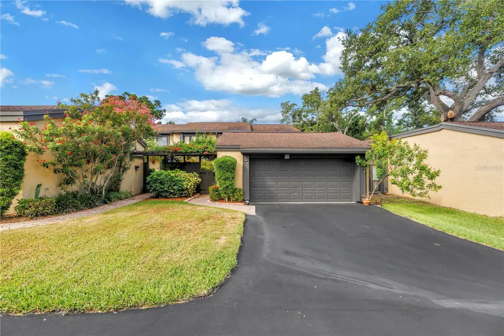 13300 INDIAN ROCKS ROAD #103 Largo, FL 33774