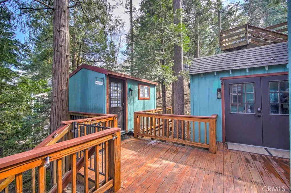 582 Rose Lane Twin Peaks, CA 92391