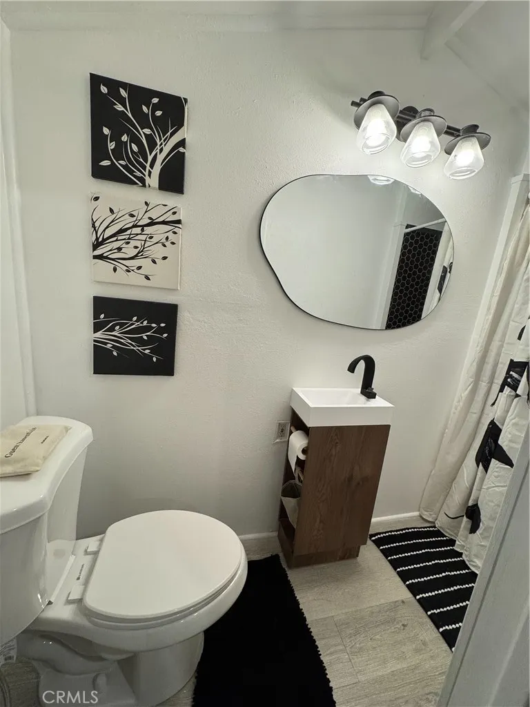 582 Rose Lane Twin Peaks, CA 92391