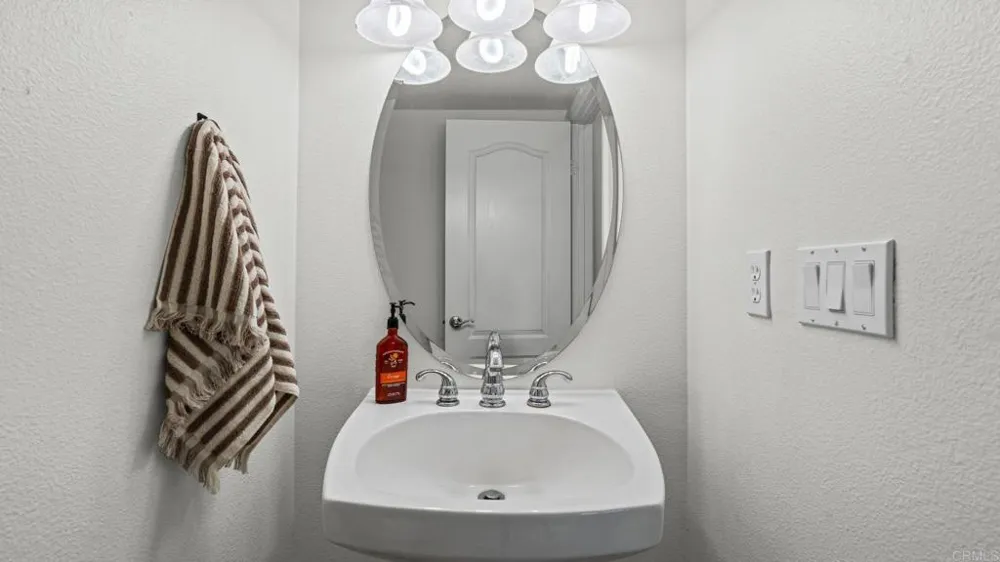 150 Via Montisi Santee, CA 92071
