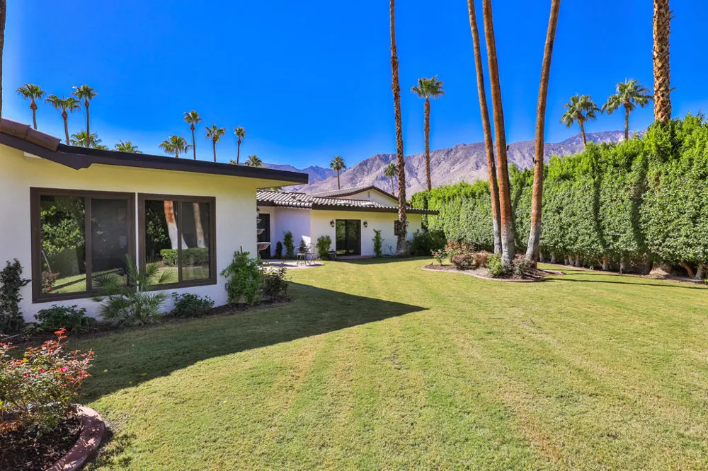3330 Andreas Hills Drive Palm Springs, CA 92264