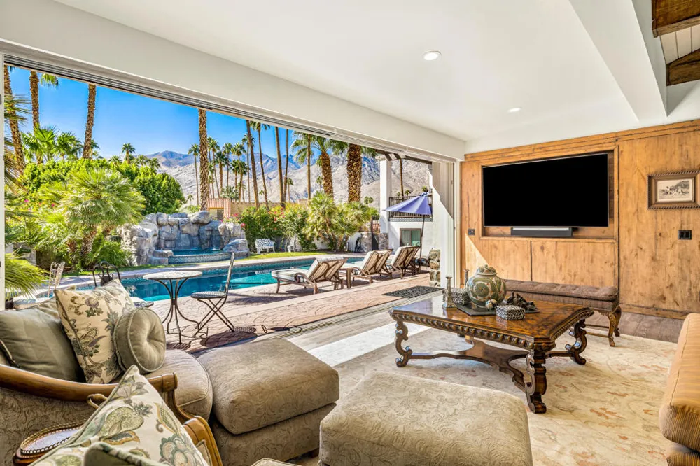 3330 Andreas Hills Drive Palm Springs, CA 92264