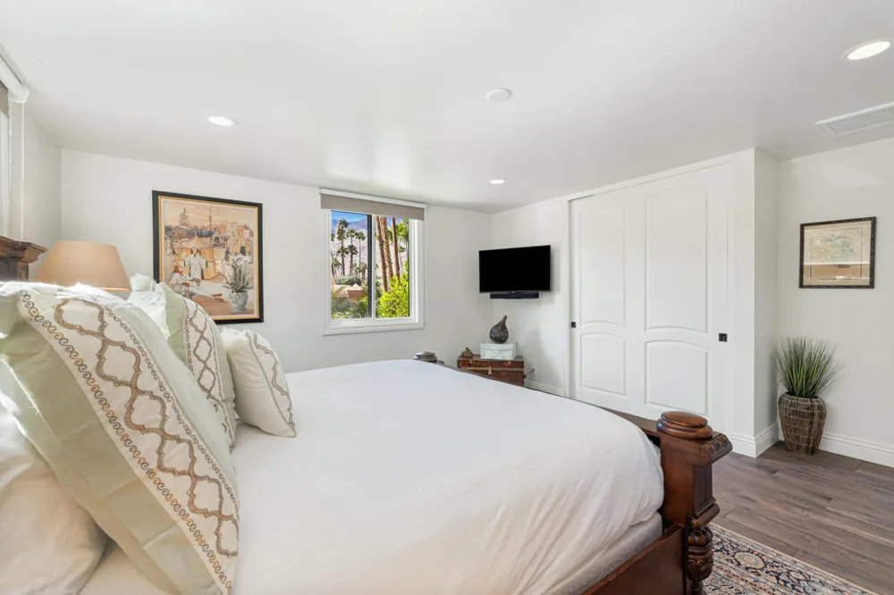 3330 Andreas Hills Drive Palm Springs, CA 92264