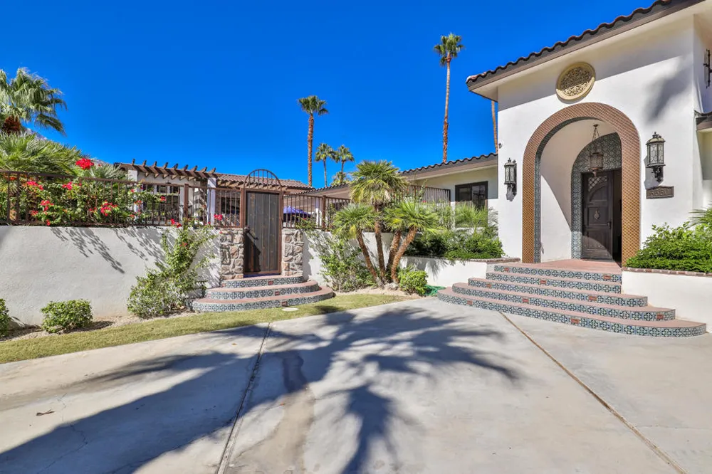3330 Andreas Hills Drive Palm Springs, CA 92264