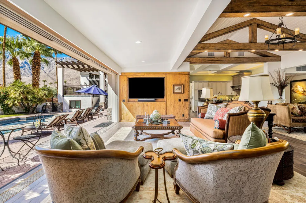 3330 Andreas Hills Drive Palm Springs, CA 92264
