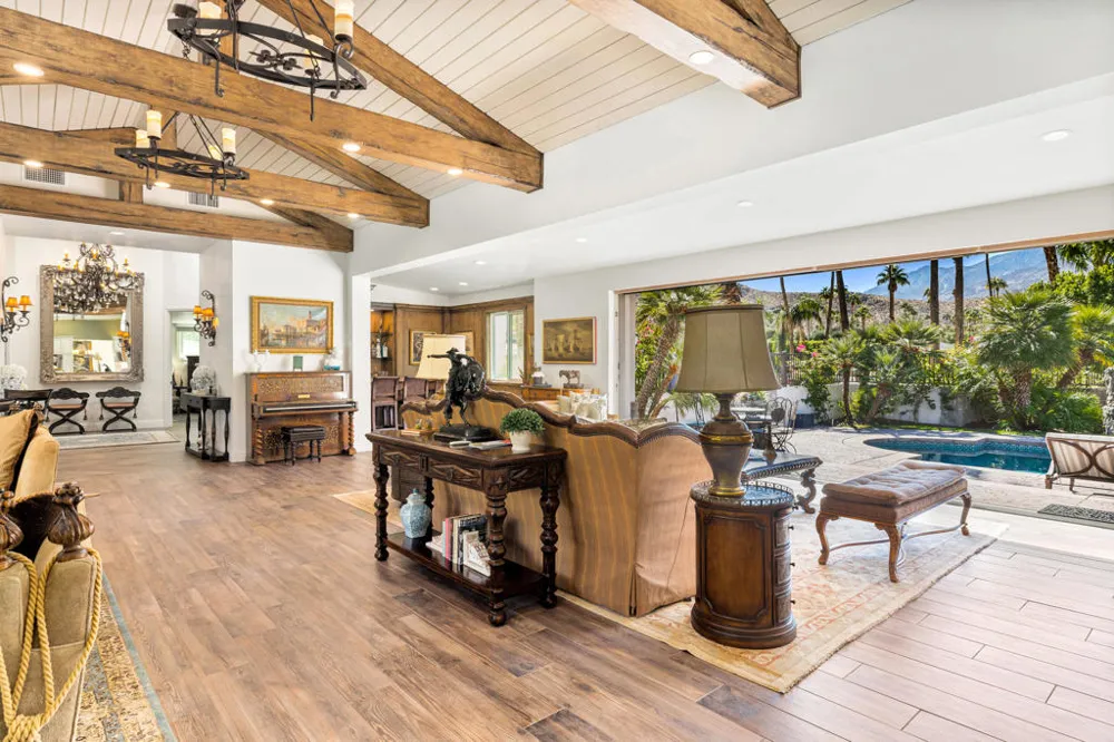 3330 Andreas Hills Drive Palm Springs, CA 92264