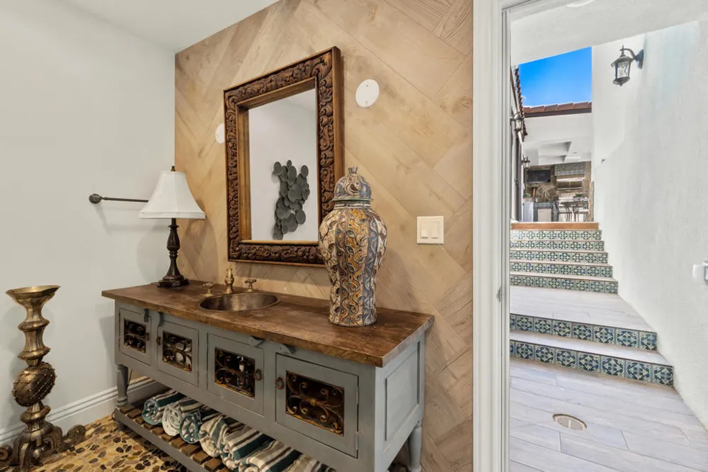 3330 Andreas Hills Drive Palm Springs, CA 92264