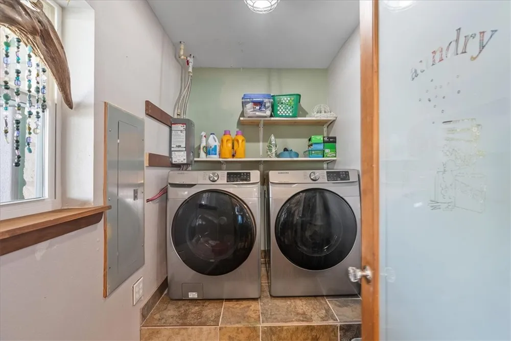 623 Nakishwana Sandia, TX 78383