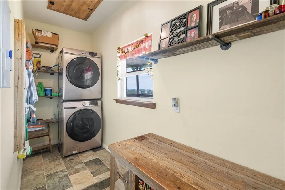 623 Nakishwana Sandia, TX 78383