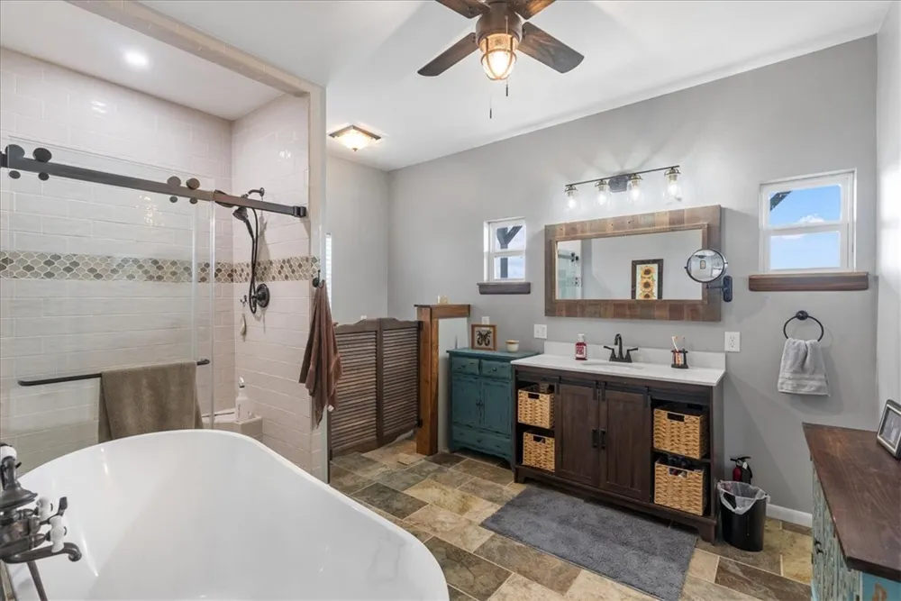 623 Nakishwana Sandia, TX 78383