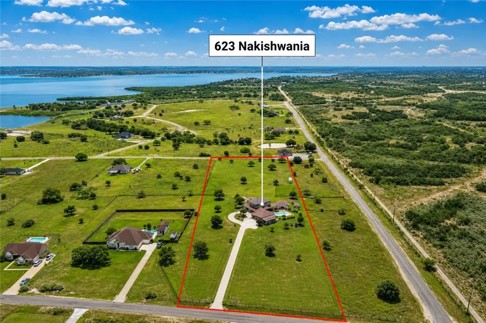 623 Nakishwana Sandia, TX 78383