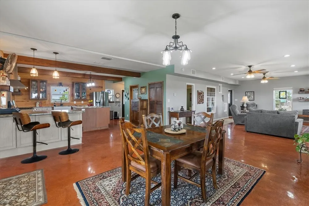 623 Nakishwana Sandia, TX 78383