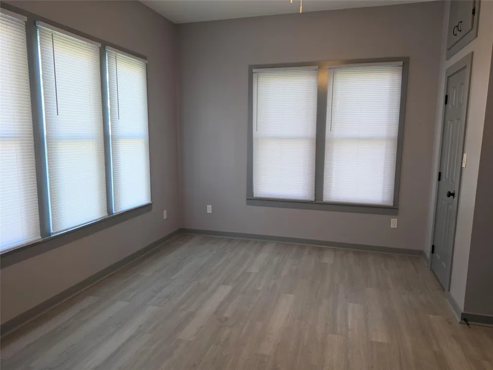101 N Hackberry Moulton, TX 77975