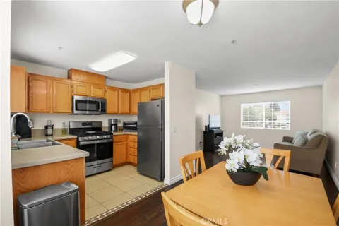 1549 E Spruce #A