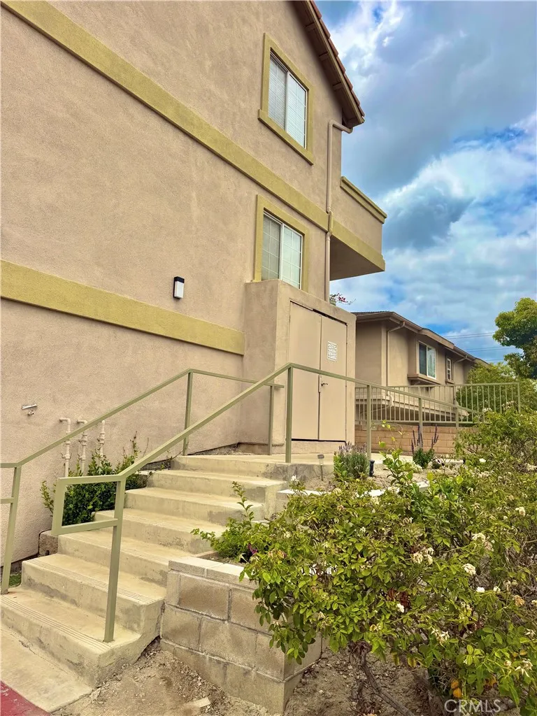 1549 E Spruce #A Placentia, CA 92870
