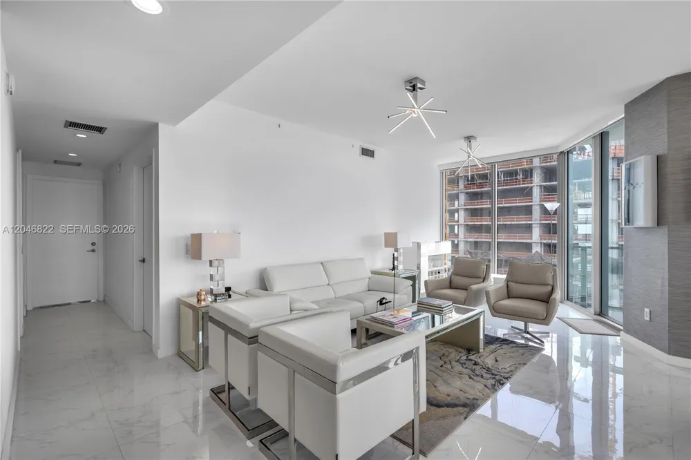 2900 NE 7th Ave #4308 Miami, FL 33137