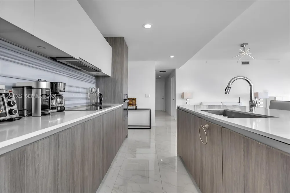 2900 NE 7th Ave #4308 Miami, FL 33137