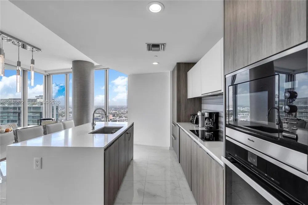 2900 NE 7th Ave #4308 Miami, FL 33137
