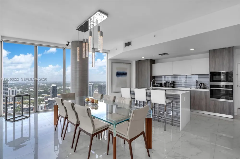 2900 NE 7th Ave #4308 Miami, FL 33137