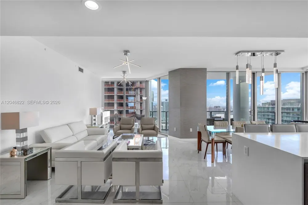 2900 NE 7th Ave #4308 Miami, FL 33137