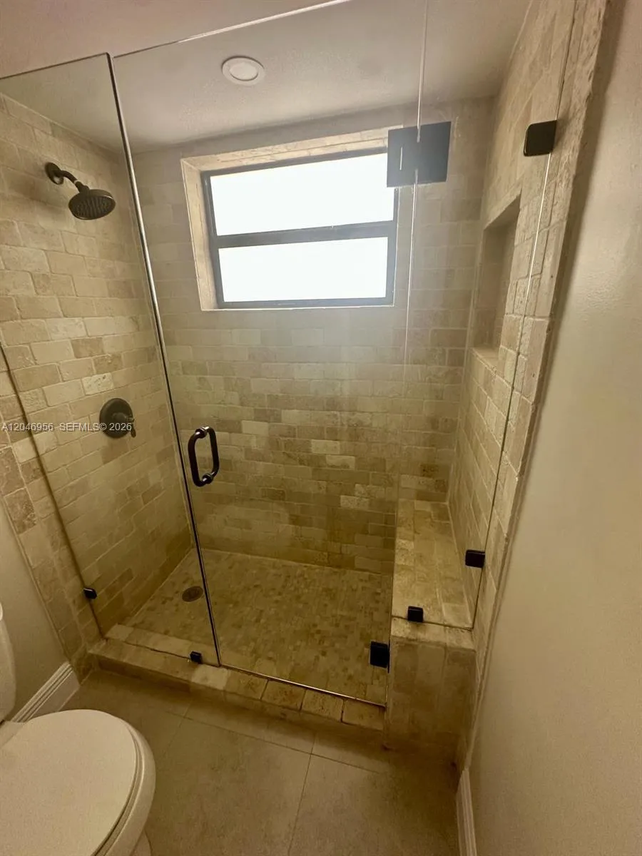 5839 SW 74th Ter #104 South Miami, FL 33143