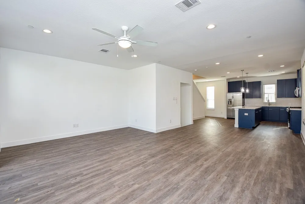 18708 Centro Main Street Shenandoah, TX 77385