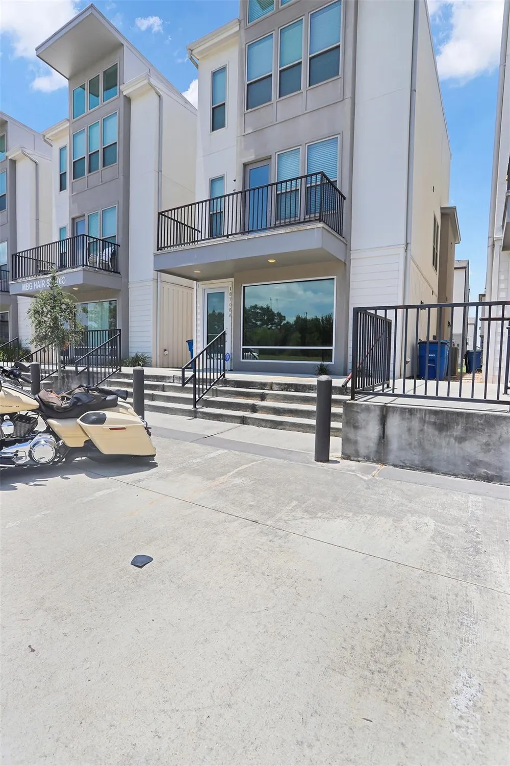 18708 Centro Main Street Shenandoah, TX 77385
