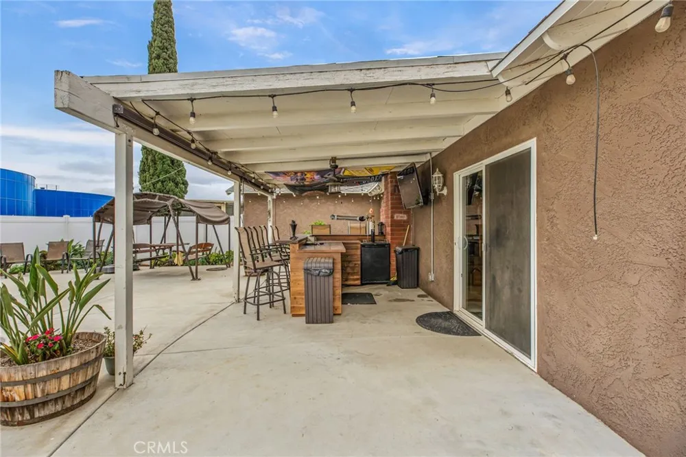 3998 Bluff Norco, CA 92860