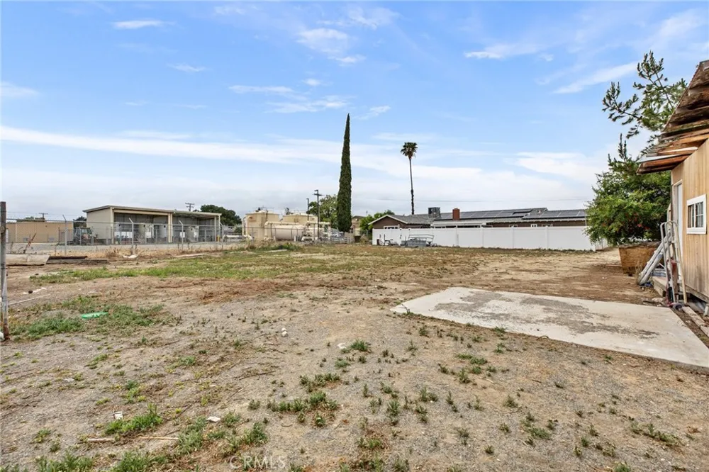 3998 Bluff Norco, CA 92860
