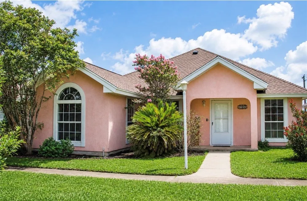 2303 Capri Dr Ingleside, TX 78362