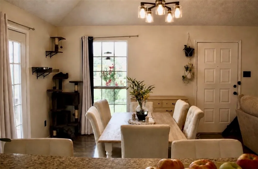 2303 Capri Dr Ingleside, TX 78362