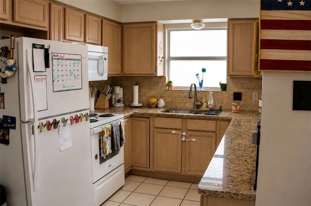 2303 Capri Dr Ingleside, TX 78362