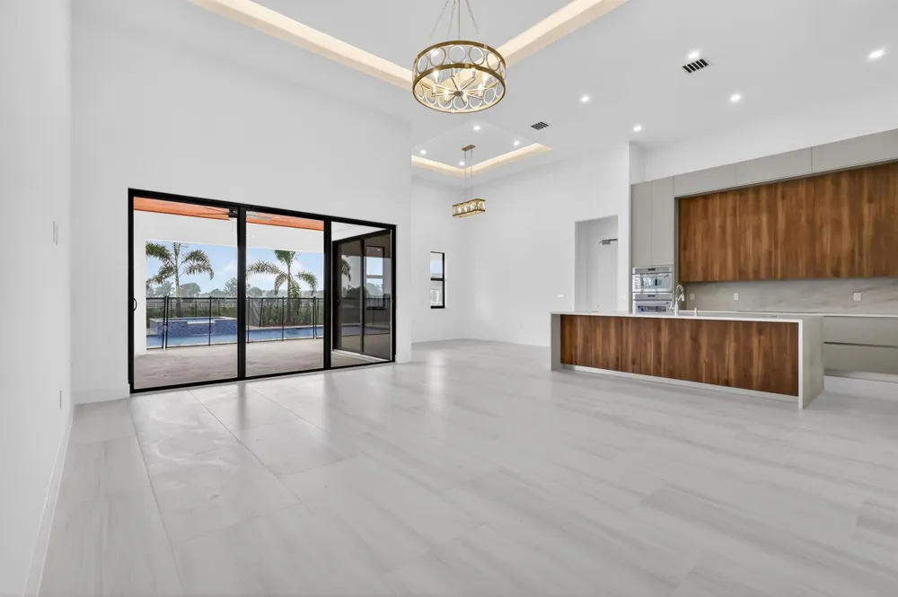 3644 Frog Holw Loxahatchee, FL 33470