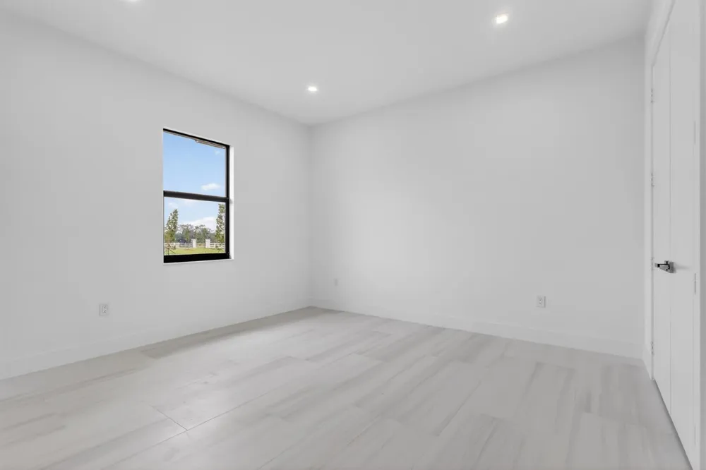 3644 Frog Holw Loxahatchee, FL 33470