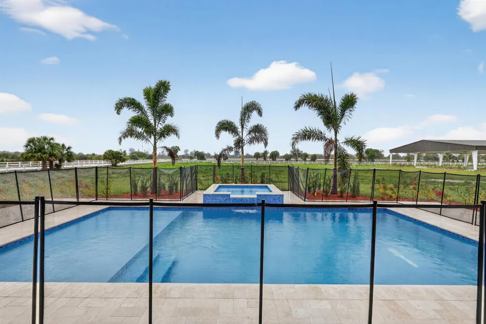 3644 Frog Holw Loxahatchee, FL 33470