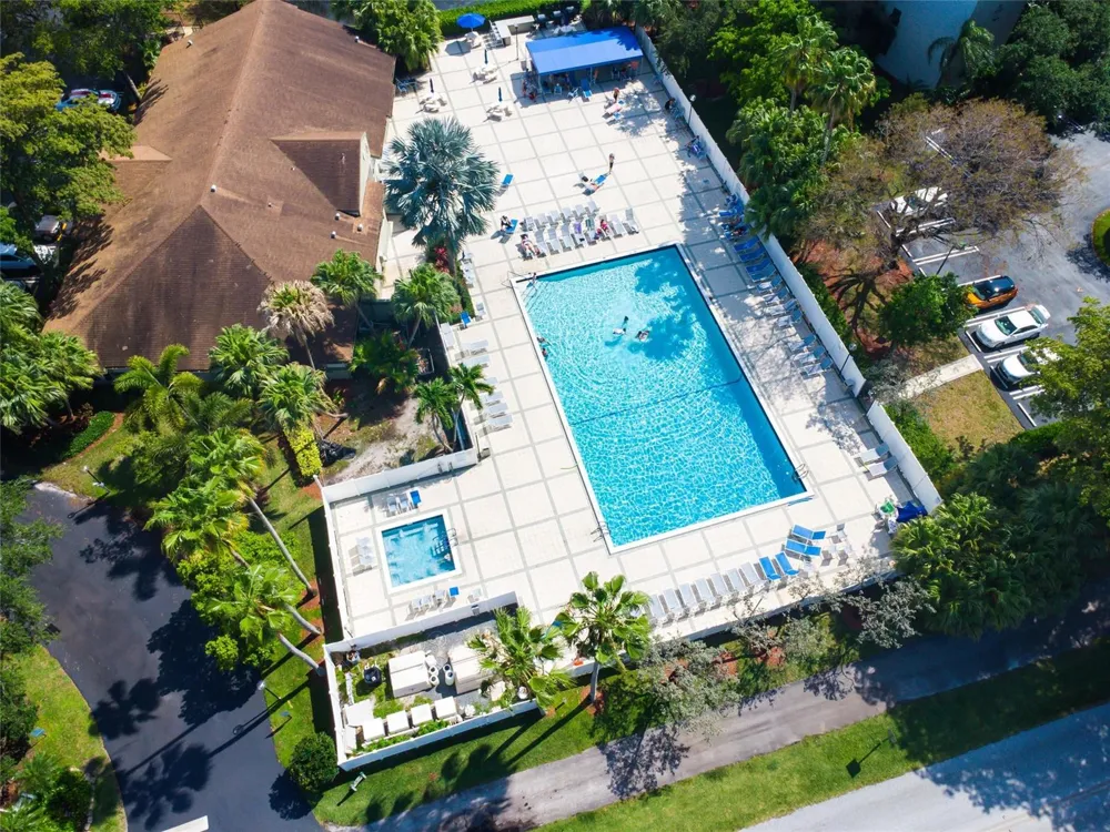 2240 Cypress Bend Drive ##802 Pompano Beach, FL 33069