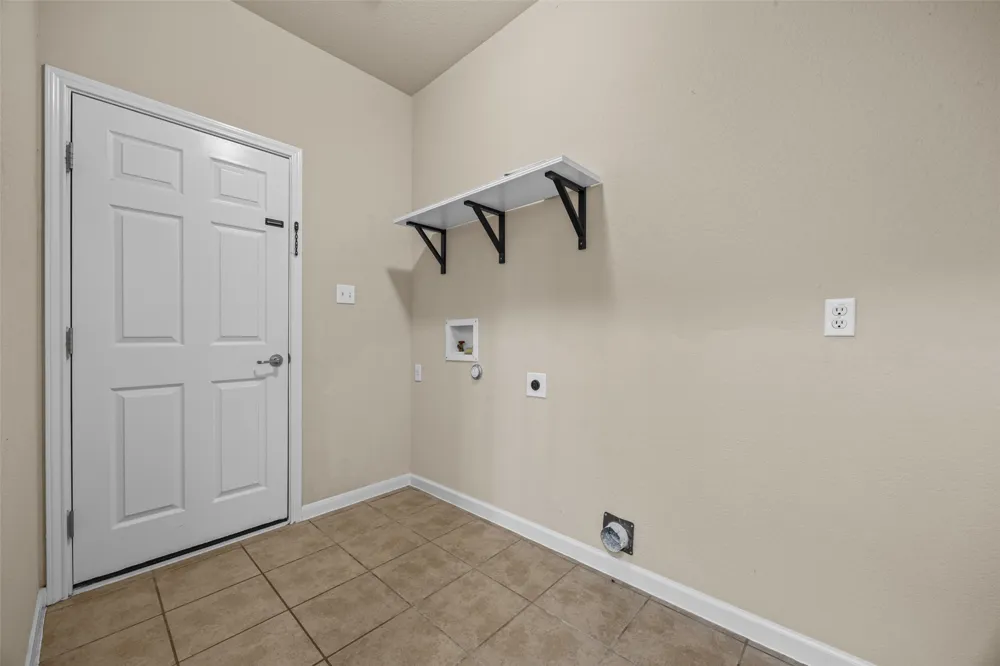 4506 Western Lake Drive Round Rock, TX 78665