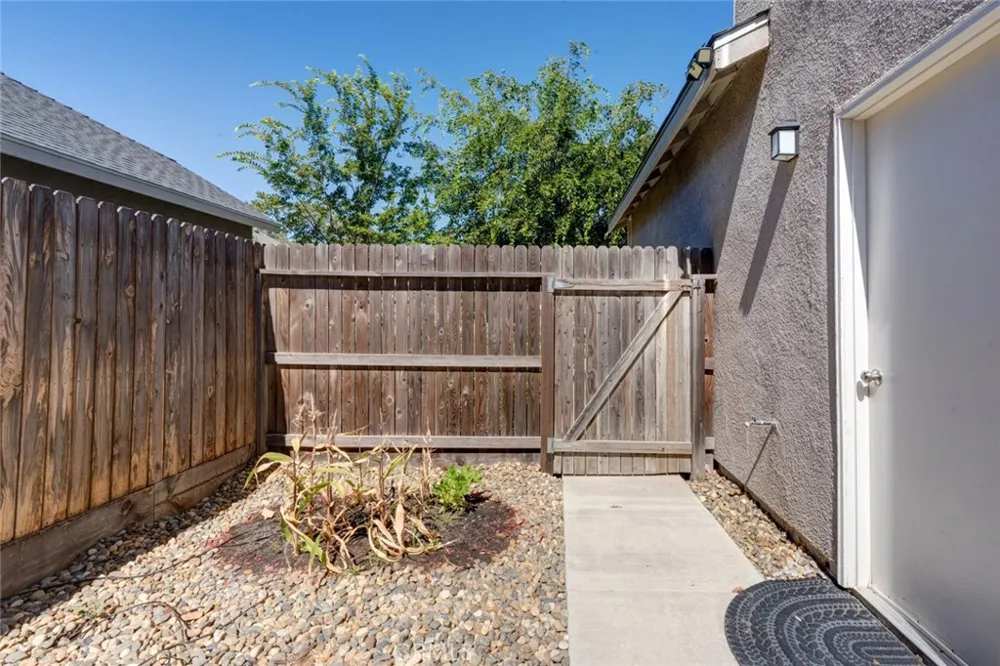 3774 Magellan Merced, CA 95340