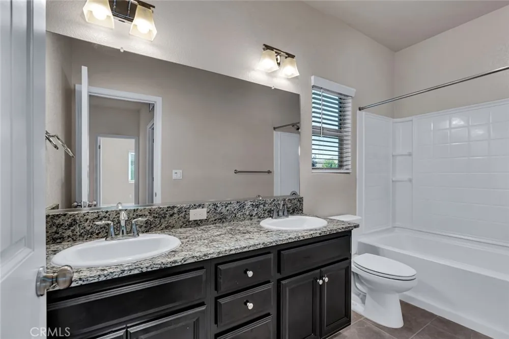 3774 Magellan Merced, CA 95340