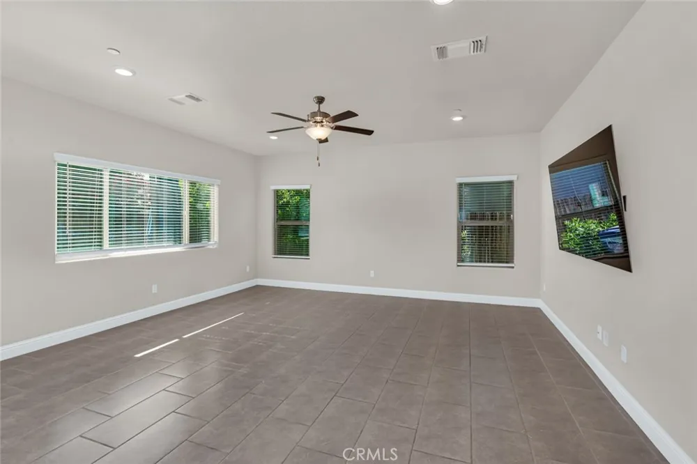 3774 Magellan Merced, CA 95340