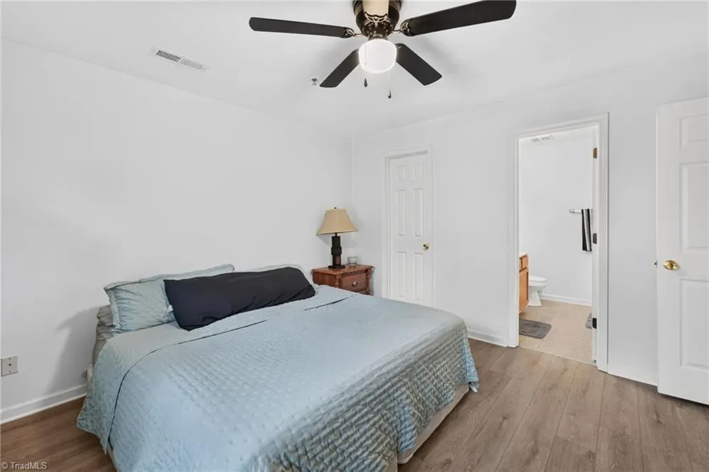 2206 McConnell Drive Kernersville, NC 27284